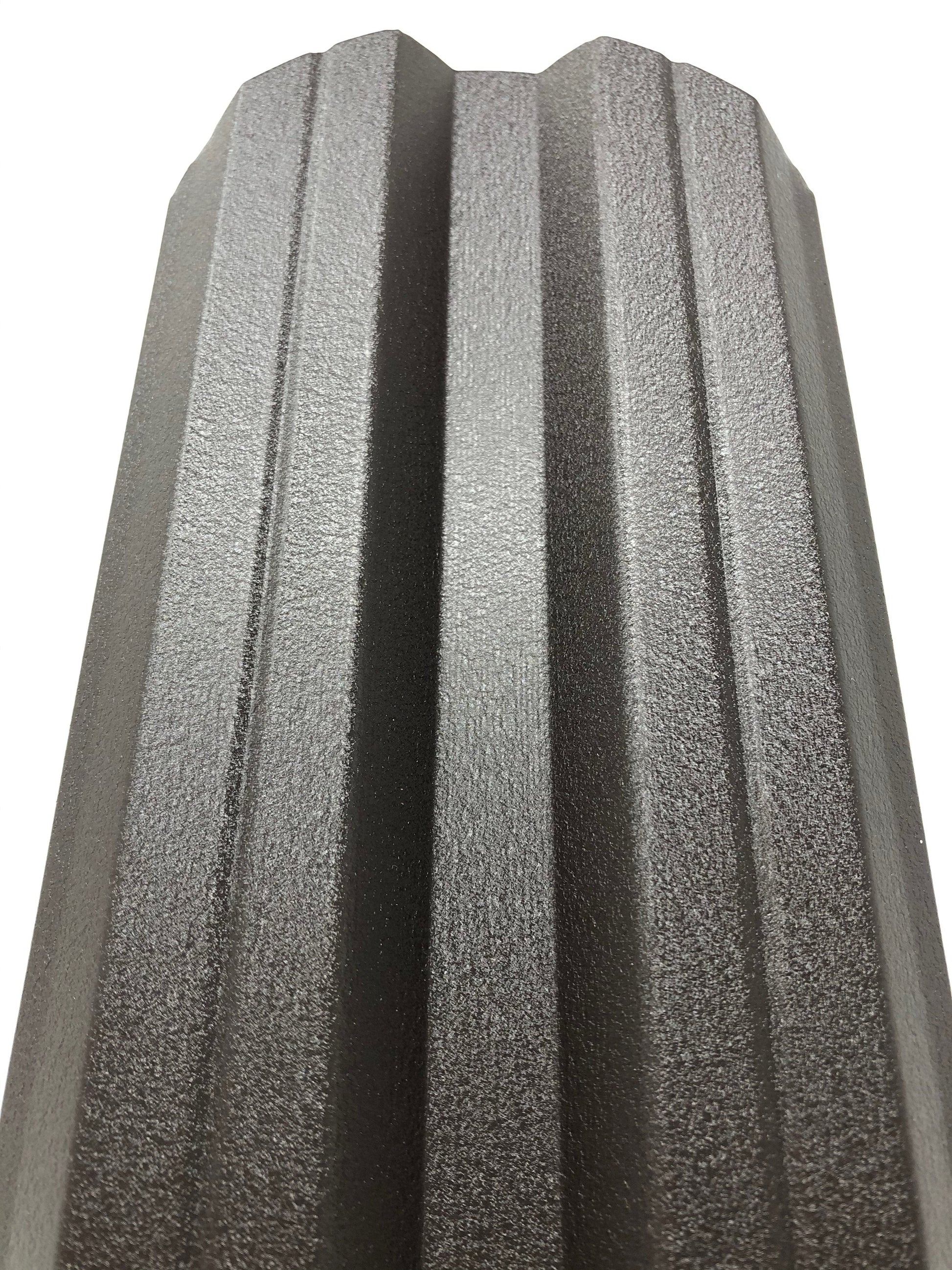 Prim-plan al modelului TISA Sipca Metalica cu finisaj de Mat Dublu în culoare Maro Espresso Dublu RAL 8019, disponibil pe www.sipca.ro, fabricat de Top Profil Sistem.