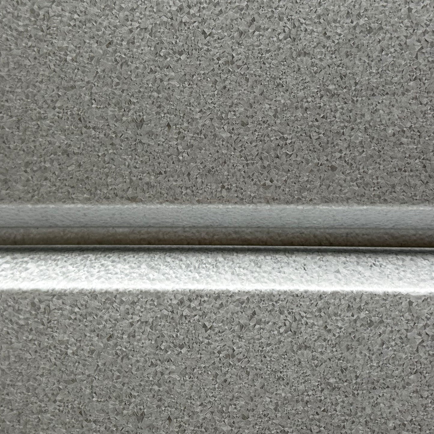 Lambriu Metalic Drept Jupiter, Galvanum