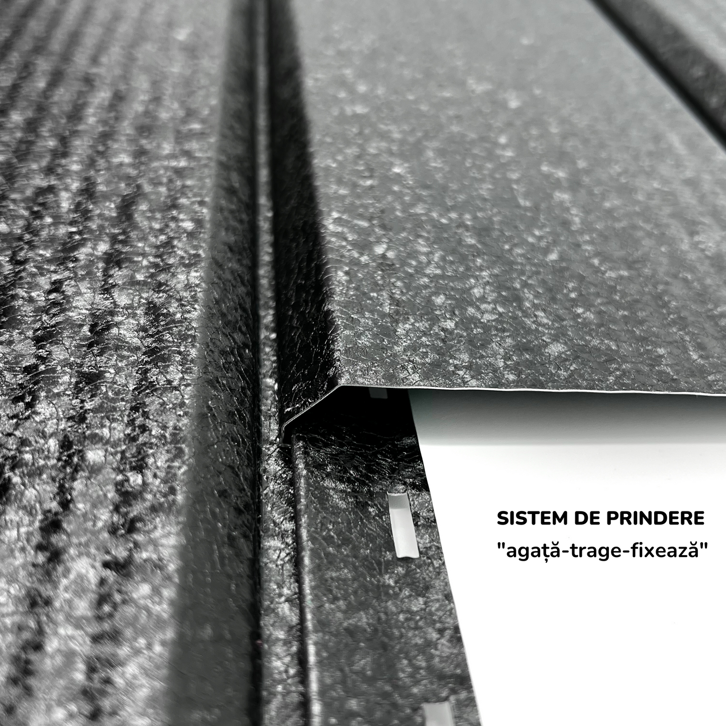 Lambriu Metalic Striat Venus, Negru de Noapte RAL 9005