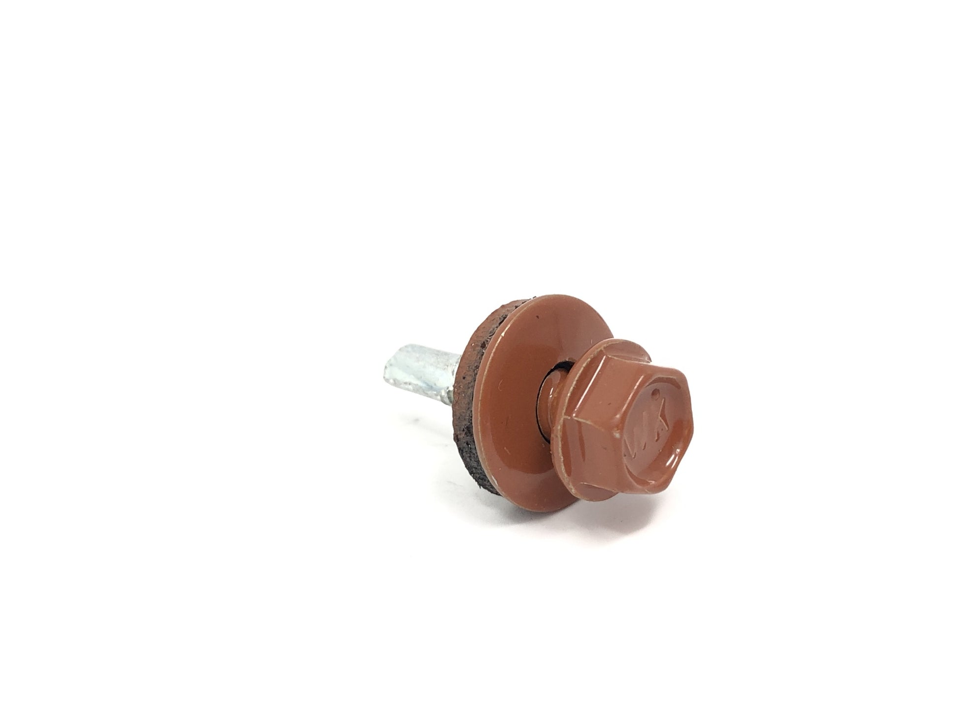 Prim-plan al modelului TISA Sipca Metalica cu finisaj de Imitație Lemn în culoare Nuc Striat, disponibil pe www.sipca.ro, fabricat de Top Profil Sistem.